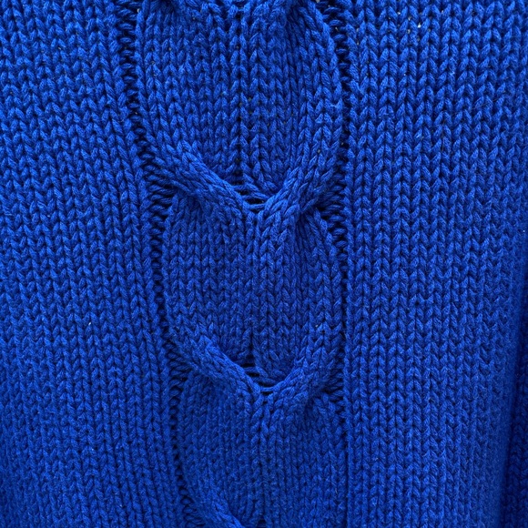 Forever 21 Blue Sweater - Picture 4 of 4